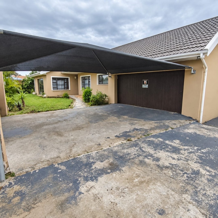4 Bedroom Property for Sale in Gonubie Eastern Cape